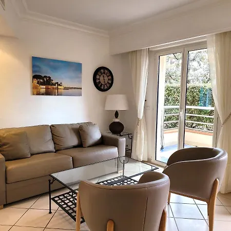 L'emeraude T2 Terrasse Jardinet * Αντίμπ